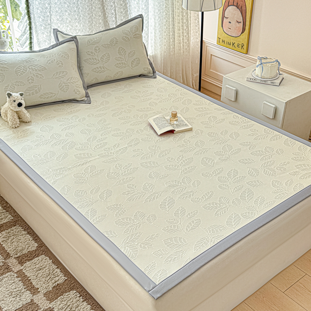 91家纺网 家纺一手货源 找家纺 川悦生活 2026新款PE凉感提花豆豆席平铺款三件套 月桂-月银