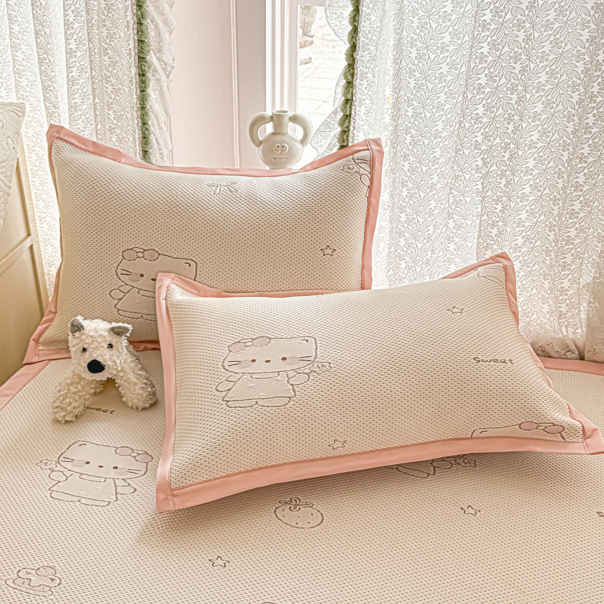 91家纺网 家纺一手货源 找家纺 川悦生活 2026新款PE凉感提花豆豆席平铺款三件套 星花小猫