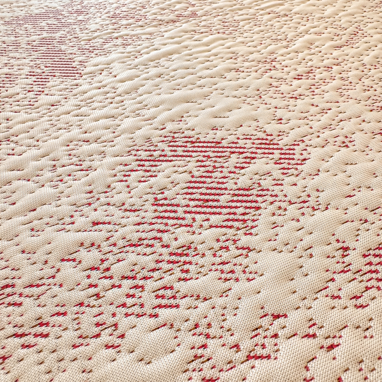 91家纺网 家纺一手货源 找家纺 川悦生活 2026新款PE凉感提花豆豆席平铺款三件套 尼尔-粉