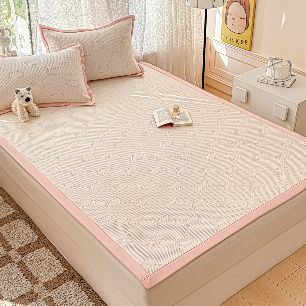 91家纺网 家纺一手货源 找家纺 川悦生活 2026新款PE凉感提花豆豆席平铺款三件套 甜心奶猫