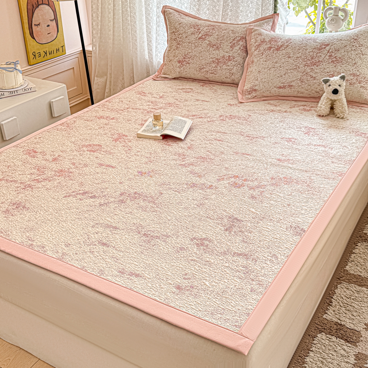 91家纺网 家纺一手货源 找家纺 川悦生活 2026新款PE凉感提花豆豆席平铺款三件套 尼尔-粉