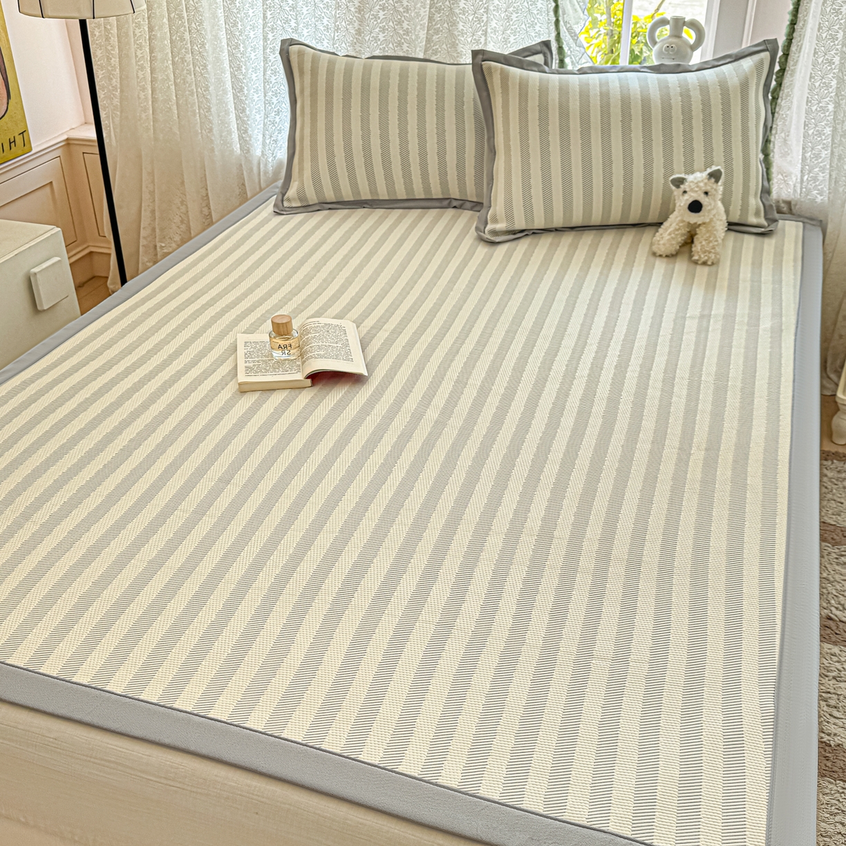 91家纺网 家纺一手货源 找家纺 川悦生活 2026新款PE凉感提花豆豆席平铺款三件套 甜心-月灰