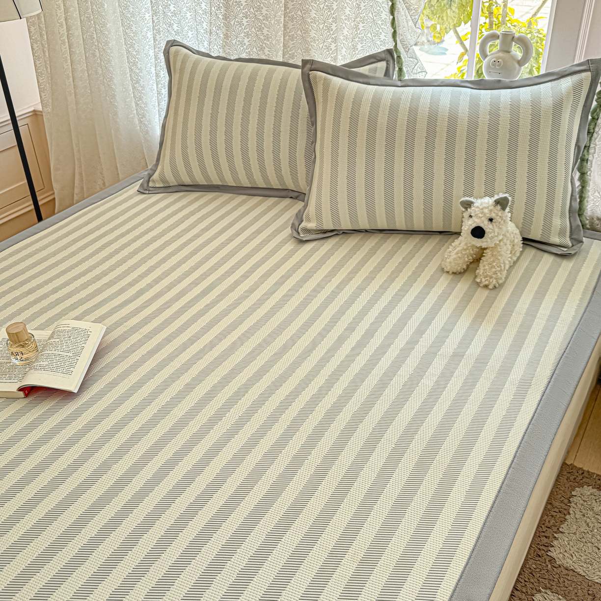 91家纺网 家纺一手货源 找家纺 川悦生活 2026新款PE凉感提花豆豆席平铺款三件套 甜心-月灰