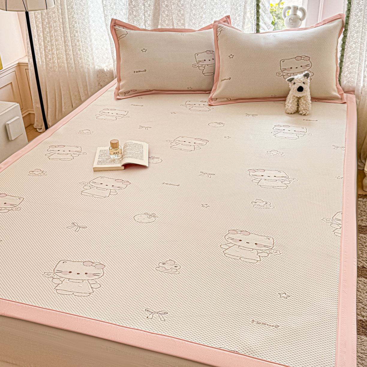 91家纺网 家纺一手货源 找家纺 川悦生活 2026新款PE凉感提花豆豆席平铺款三件套 星花小猫