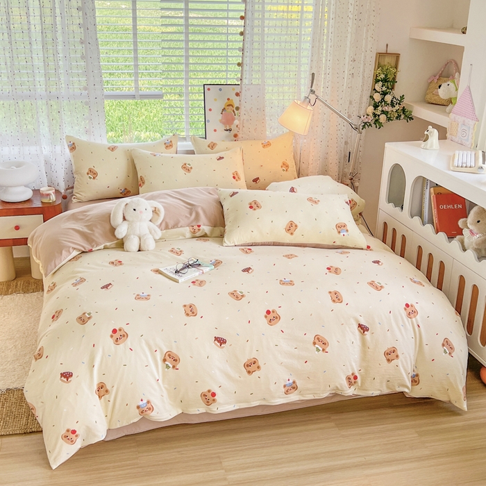 91家纺网 家纺一手货源 找家纺 简冠家纺 2026新款仿棉水洗棉四件套 咖啡熊