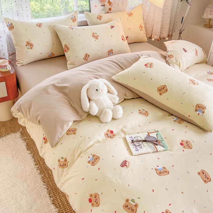 91家纺网 家纺一手货源 找家纺 简冠家纺 2026新款仿棉水洗棉四件套 咖啡熊