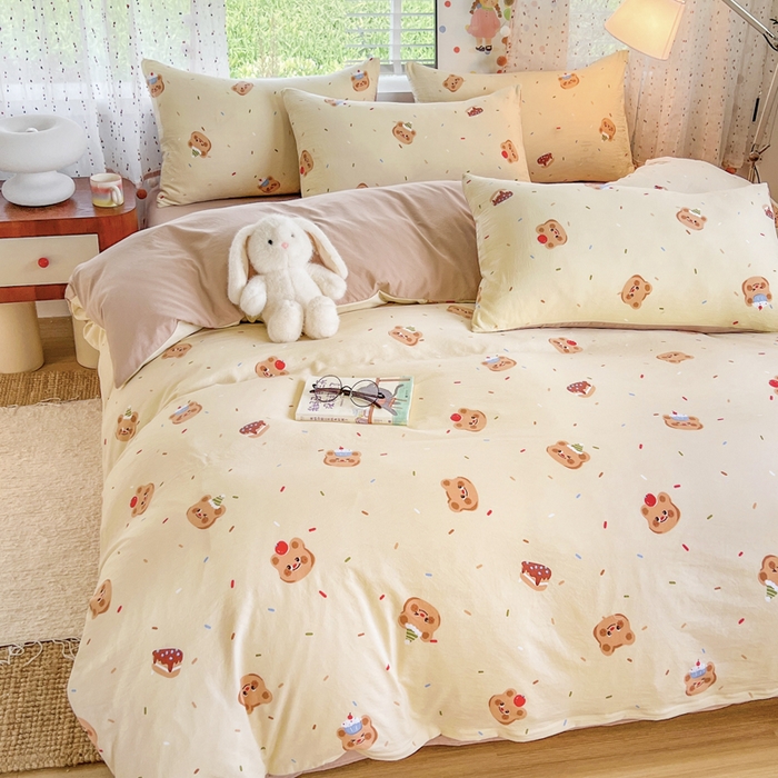 91家纺网 家纺一手货源 找家纺 简冠家纺 2026新款仿棉水洗棉四件套 咖啡熊