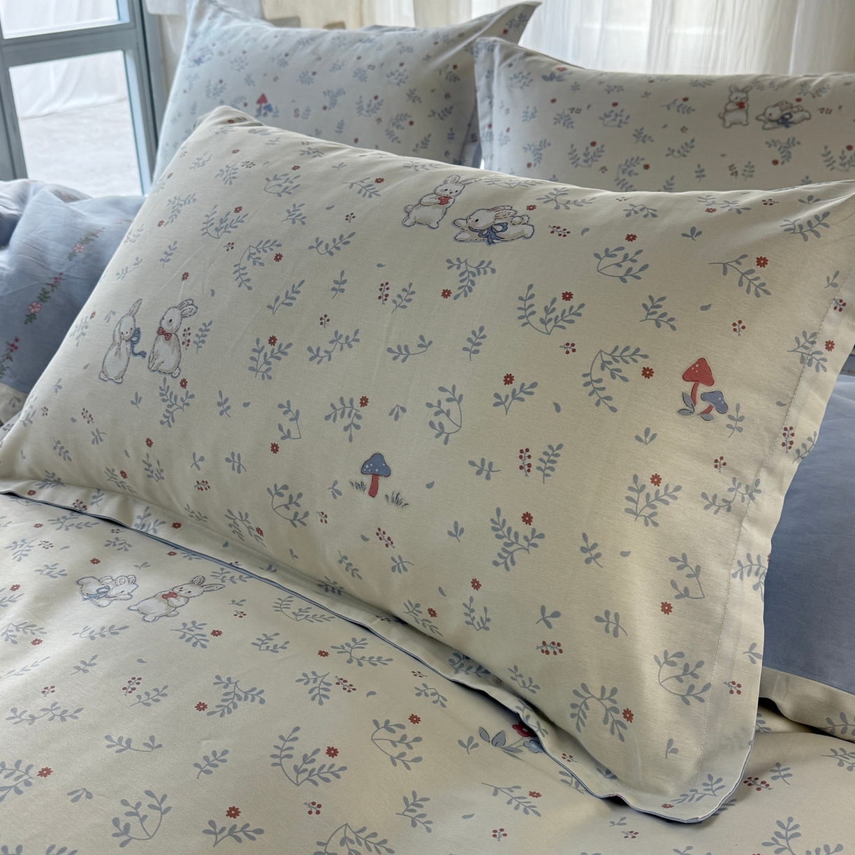 91家纺网 家纺一手货源 找家纺 美丽坊 2026新款跨境外贸爆款高支数高密度全棉纯棉四件套 妮可兔