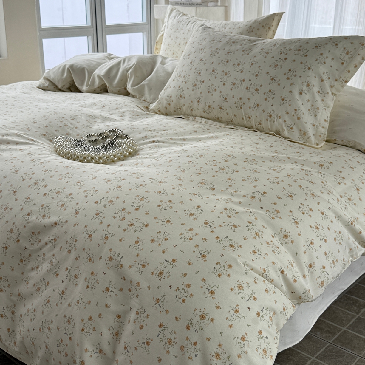 91家纺网 家纺一手货源 找家纺 美丽坊 2026新款跨境外贸爆款高支数高密度全棉纯棉四件套 微风花园