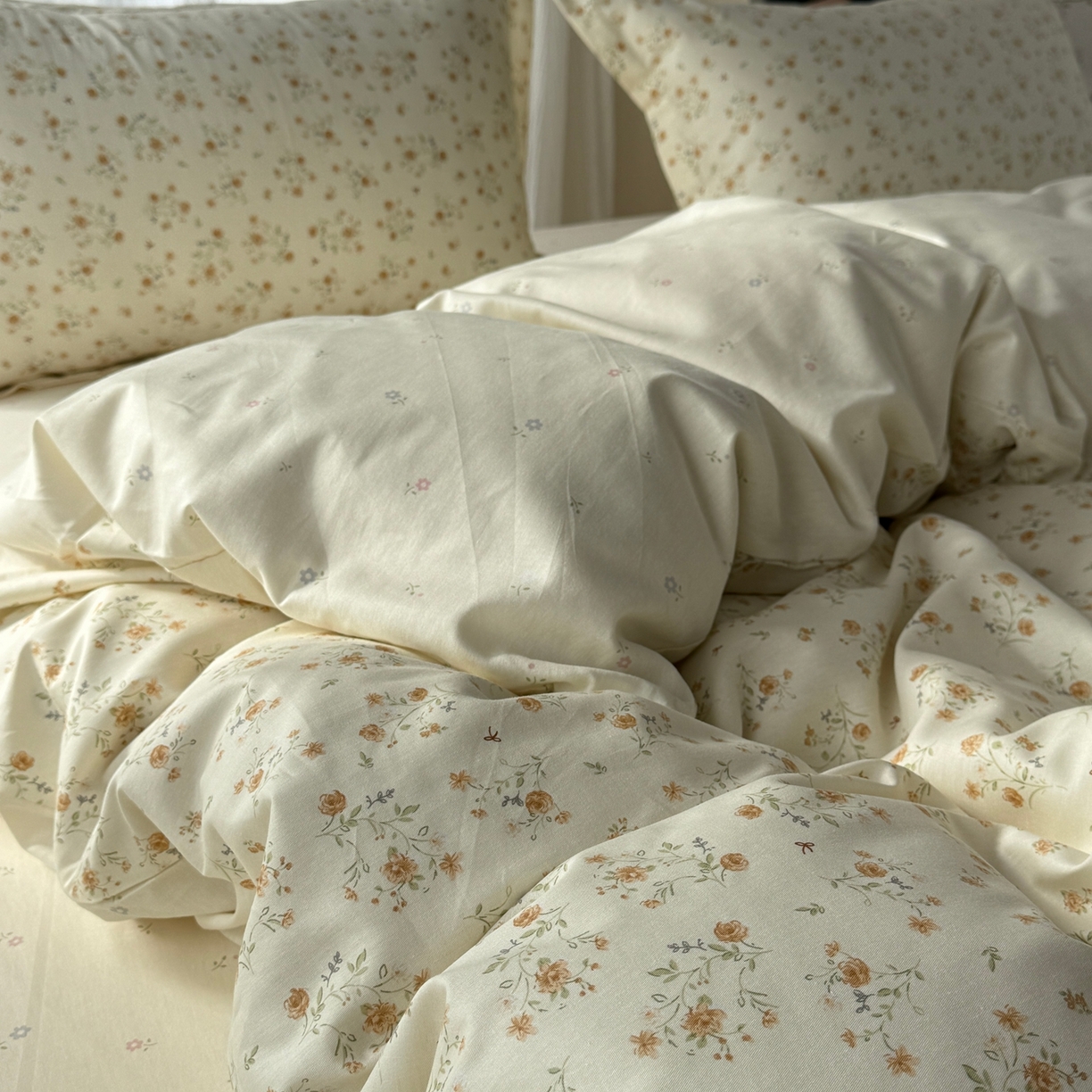 91家纺网 家纺一手货源 找家纺 美丽坊 2026新款跨境外贸爆款高支数高密度全棉纯棉四件套 微风花园