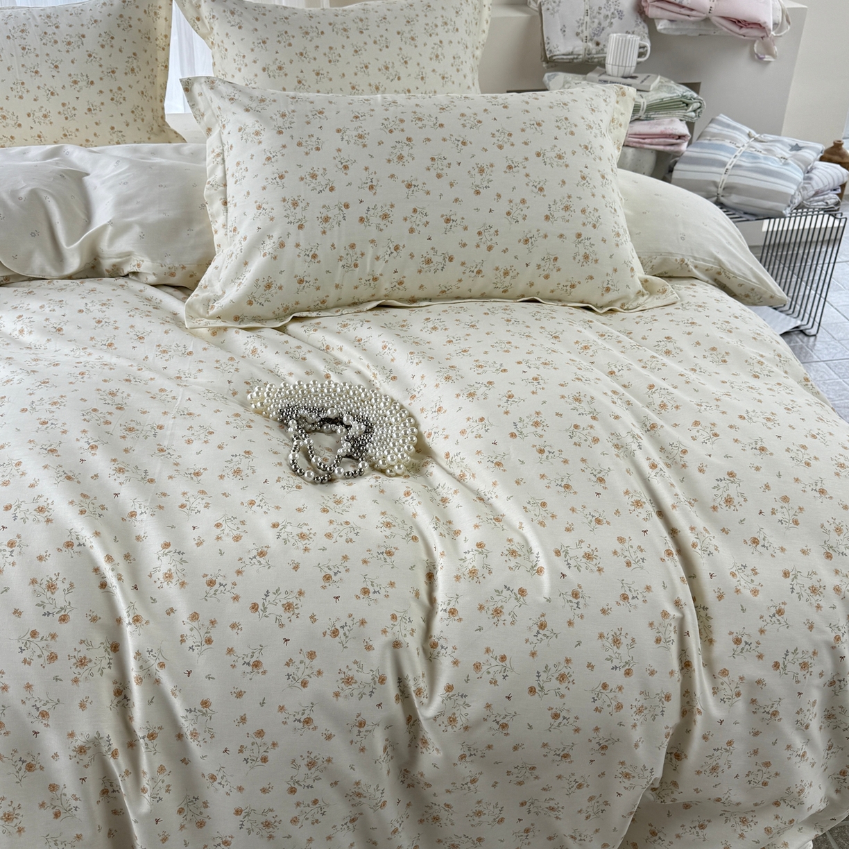 91家纺网 家纺一手货源 找家纺 美丽坊 2026新款跨境外贸爆款高支数高密度全棉纯棉四件套 微风花园