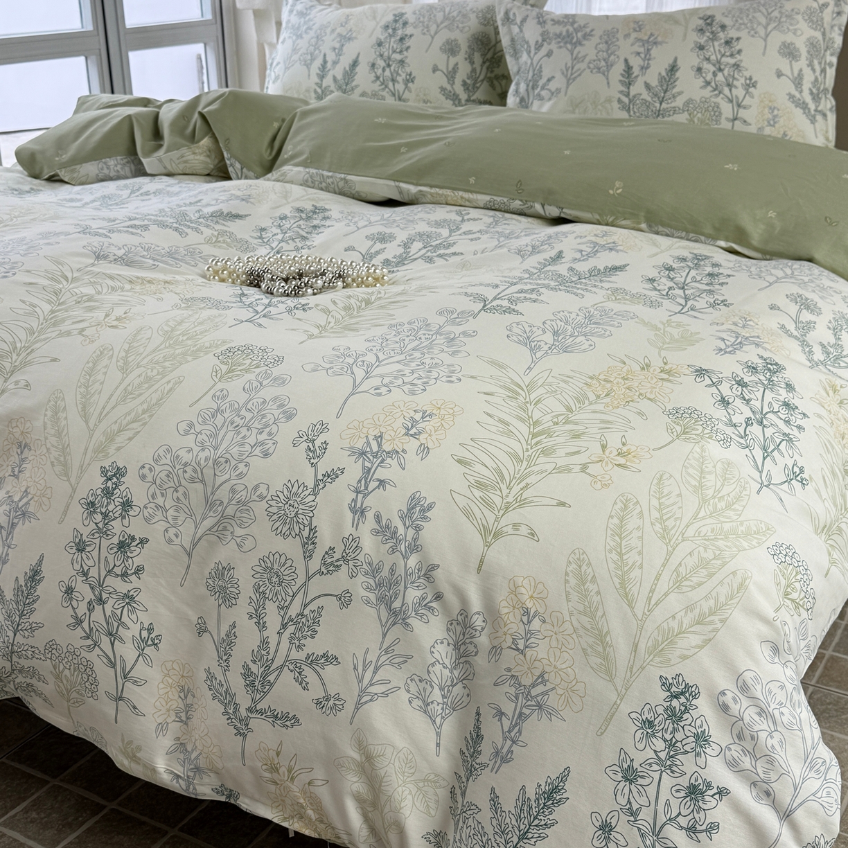 91家纺网 家纺一手货源 找家纺 美丽坊 2026新款跨境外贸爆款高支数高密度全棉纯棉四件套 在林间