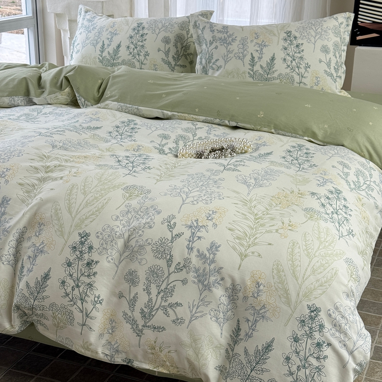 91家纺网 家纺一手货源 找家纺 美丽坊 2026新款跨境外贸爆款高支数高密度全棉纯棉四件套 在林间