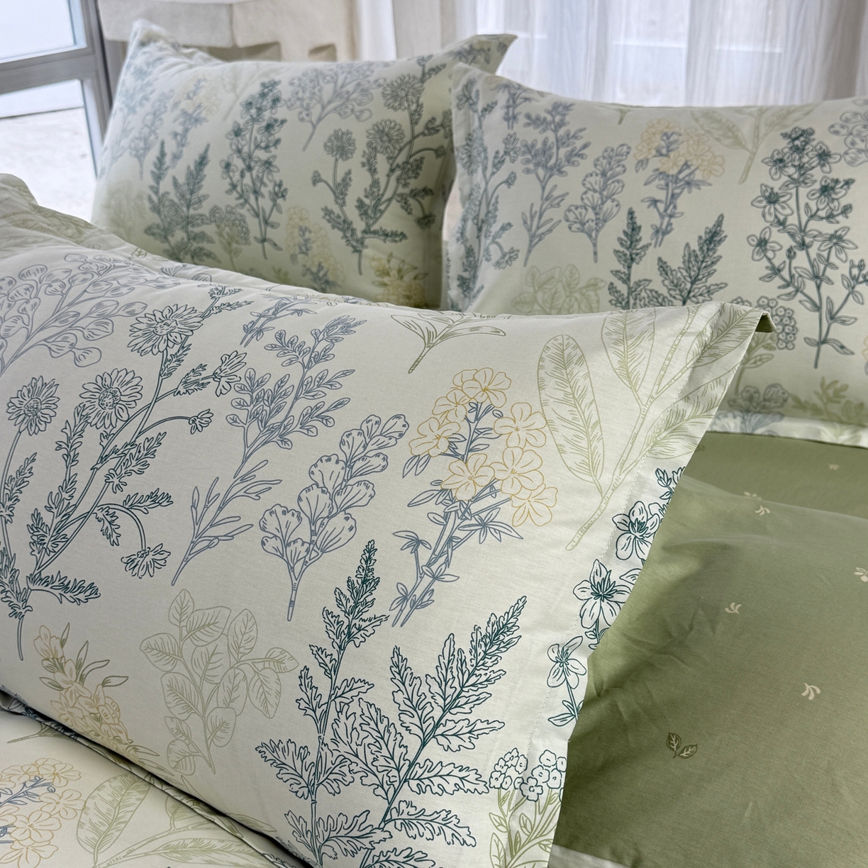 91家纺网 家纺一手货源 找家纺 美丽坊 2026新款跨境外贸爆款高支数高密度全棉纯棉四件套 在林间