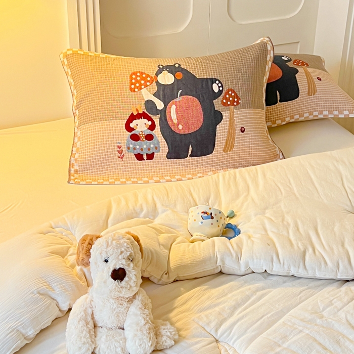 91家纺网 家纺一手货源 找家纺 乐家毛巾被（工厂自产自销） 2026新款全棉A类母婴级卡通软绵绵系列枕巾隔汗巾 蘑菇大熊