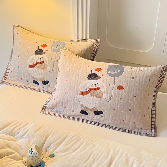 91家纺网 家纺一手货源 找家纺 乐家毛巾被（工厂自产自销） 2026新款全棉A类母婴级卡通软绵绵系列枕巾隔汗巾 气球小白兔