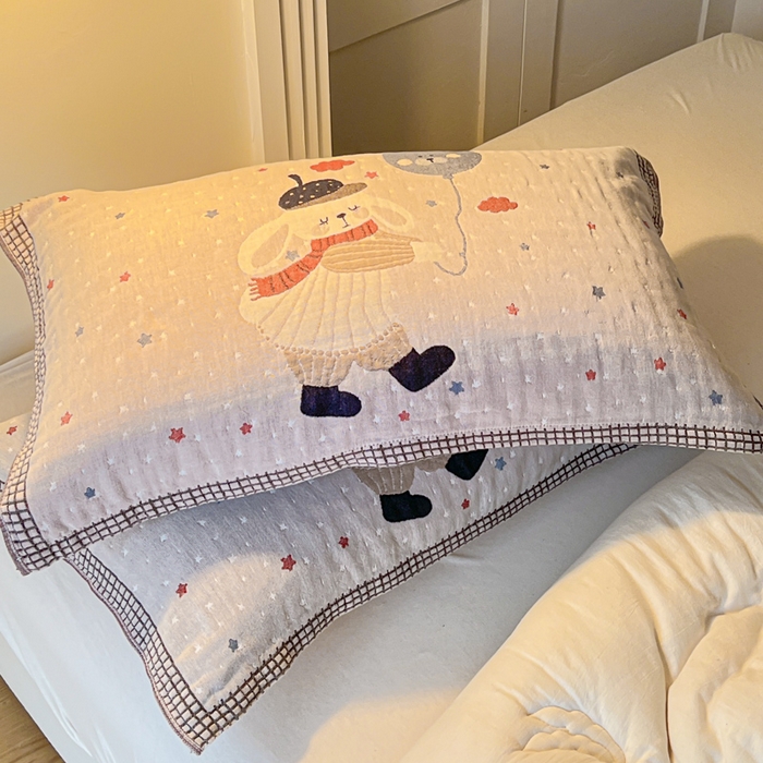 91家纺网 家纺一手货源 找家纺 乐家毛巾被（工厂自产自销） 2026新款全棉A类母婴级卡通软绵绵系列枕巾隔汗巾 气球小白兔