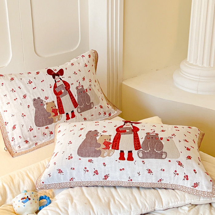 91家纺网 家纺一手货源 找家纺 乐家毛巾被（工厂自产自销） 2026新款全棉A类母婴级卡通软绵绵系列枕巾隔汗巾 听课小熊