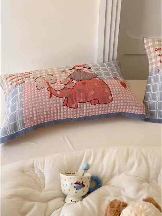 91家纺网 家纺一手货源 找家纺 乐家毛巾被（工厂自产自销） 2026新款全棉A类母婴级卡通软绵绵系列枕巾隔汗巾 童趣大象