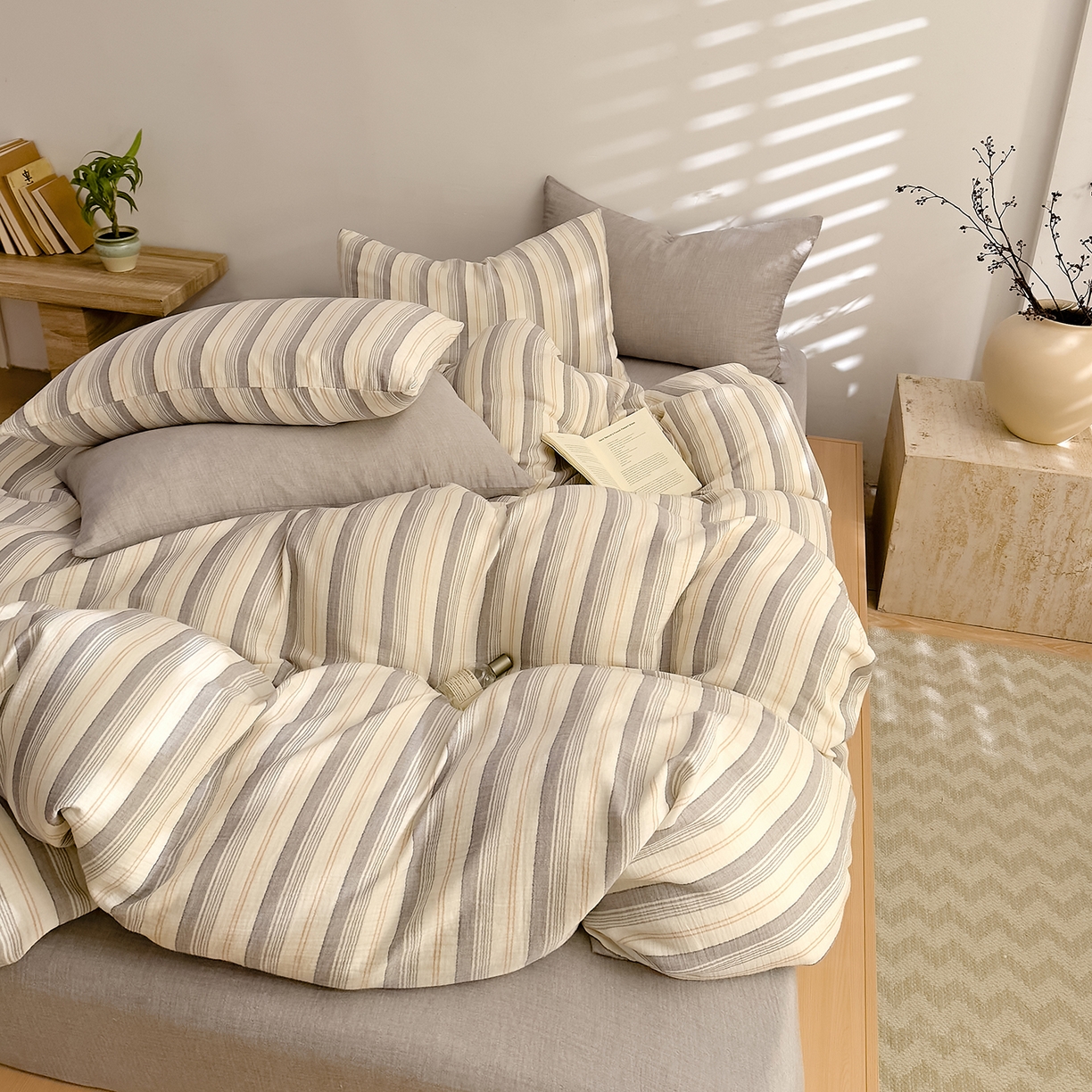 91家纺网 家纺一手货源 找家纺 DoDo 兜兜 2026新款全棉纯棉A类色织皱皱纱四件套 小半-灰