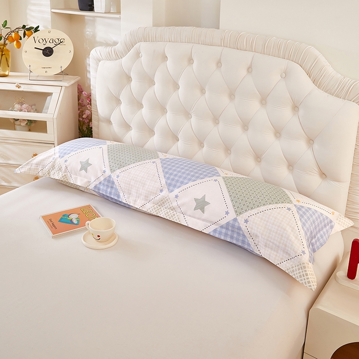 91家纺网 家纺一手货源 找家纺 三盛源 2026新款小清新全棉纯棉双人长枕套靠枕套加长枕芯套单件1.8米学生宿舍 星恋时空