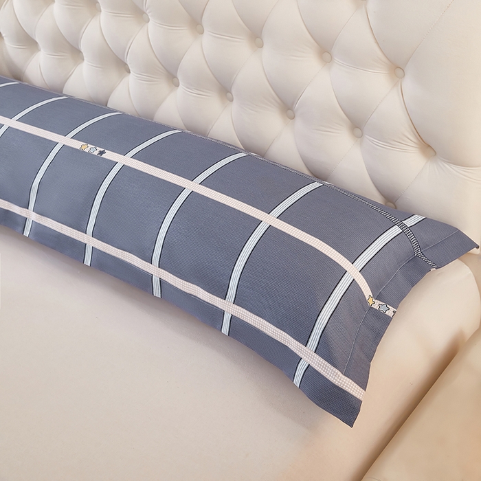 91家纺网 家纺一手货源 找家纺 三盛源 2026新款小清新全棉纯棉双人长枕套靠枕套加长枕芯套单件1.8米学生宿舍 绅士品格-兰