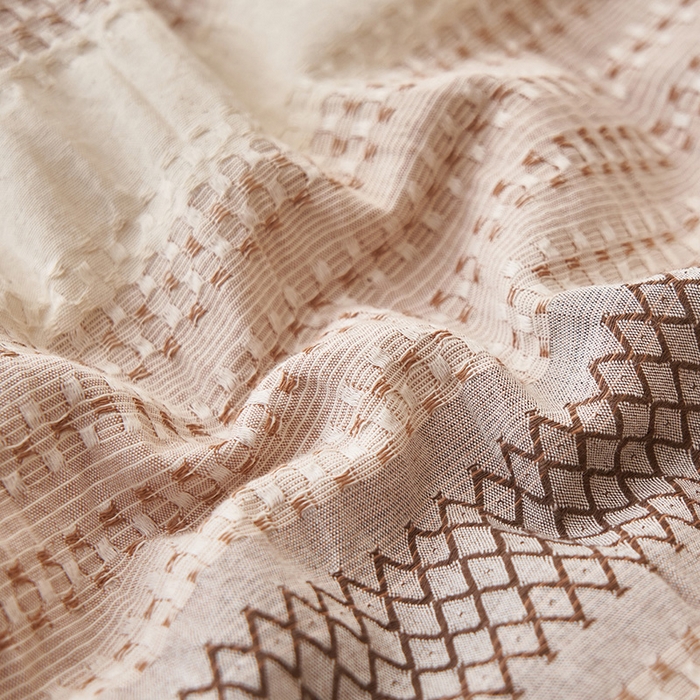 91家纺网 家纺一手货源 找家纺 简如 2026新款里外全棉色织提花夏凉被夏被空调被四件套素条系列 素条-咖