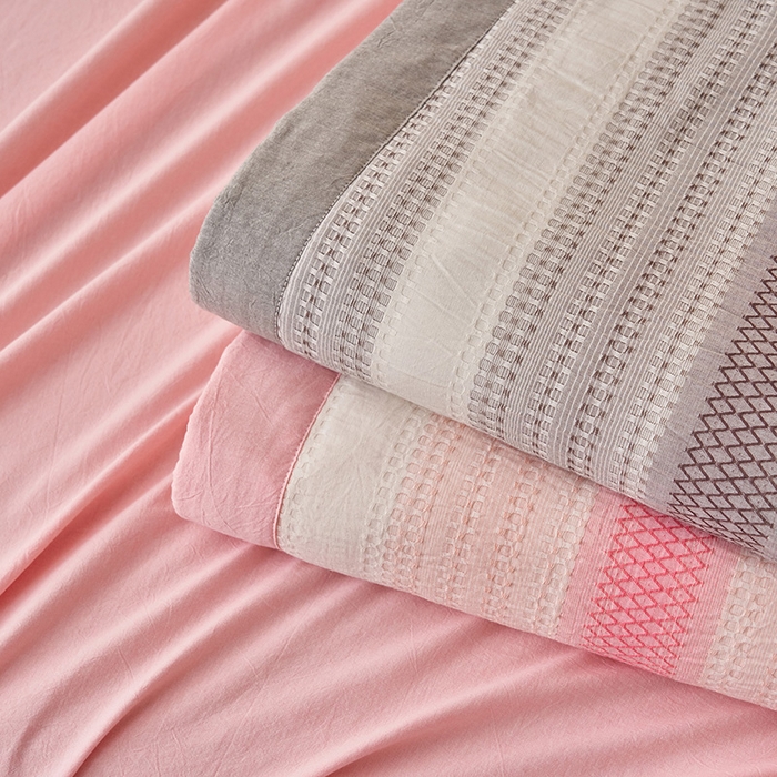 91家纺网 家纺一手货源 找家纺 简如 2026新款里外全棉色织提花夏凉被夏被空调被四件套素条系列 组合图仅供参考不可下单