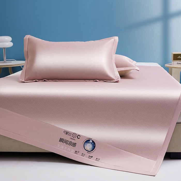 91家纺网 家纺一手货源 找家纺 义博家纺 2026新款碳光提花冰丝席床席款床单款 千鸟格 雅粉