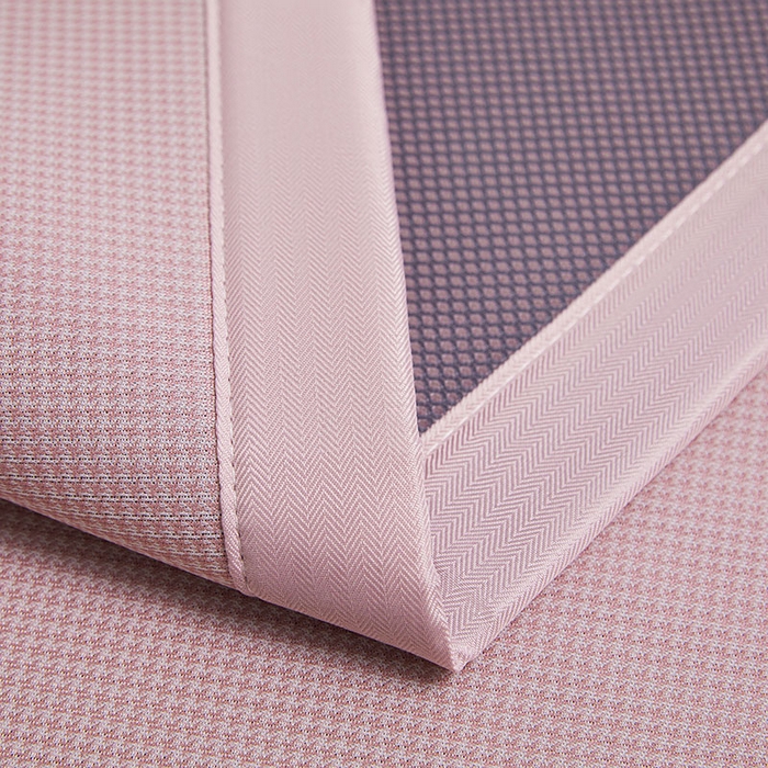 91家纺网 家纺一手货源 找家纺 义博家纺 2026新款碳光提花冰丝席床席款床单款 千鸟格 雅粉