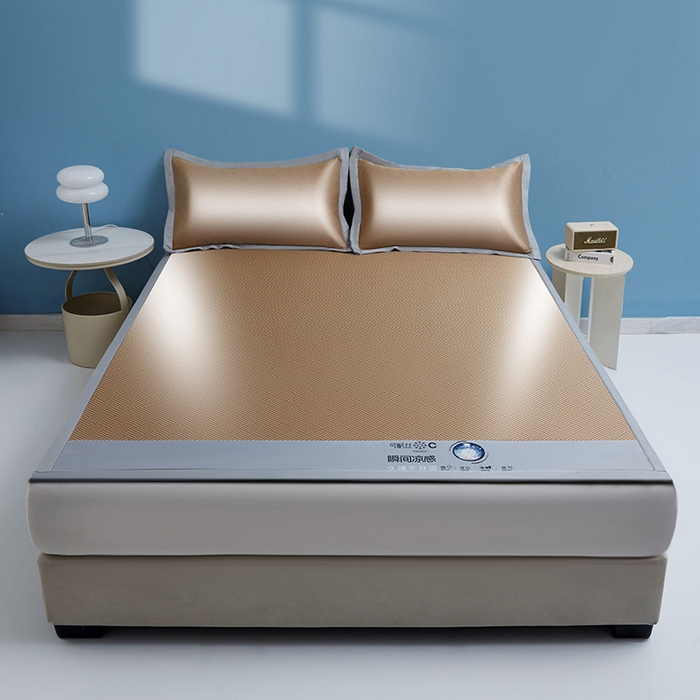 91家纺网 家纺一手货源 找家纺 义博家纺 2026新款碳光提花冰丝席床席款床单款 饼干格 椰棕