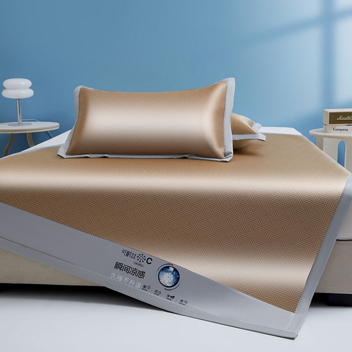 91家纺网 家纺一手货源 找家纺 义博家纺 2026新款碳光提花冰丝席床席款床单款 饼干格 椰棕