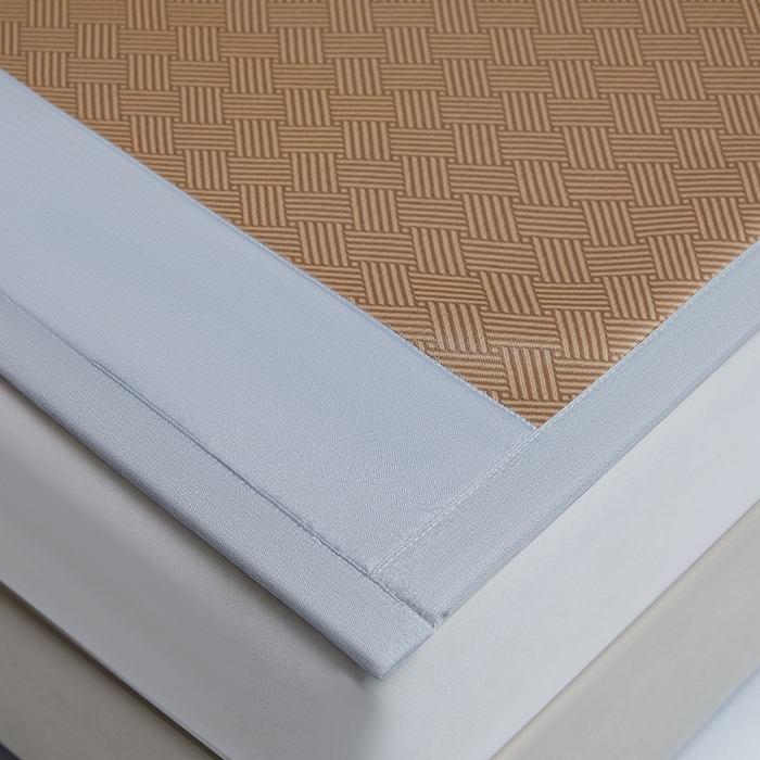 91家纺网 家纺一手货源 找家纺 义博家纺 2026新款碳光提花冰丝席床席款床单款 饼干格 椰棕