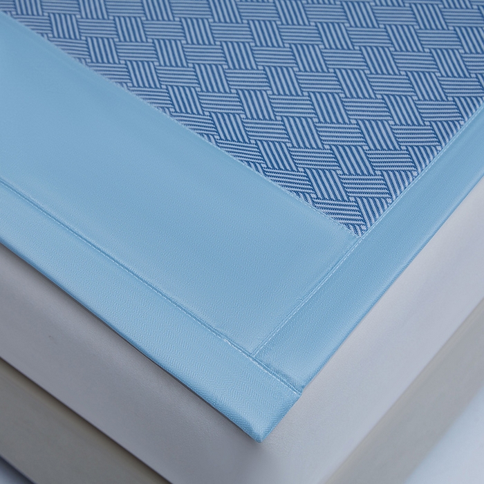 91家纺网 家纺一手货源 找家纺 义博家纺 2026新款碳光提花冰丝席床席款床单款 饼干格 冰蓝