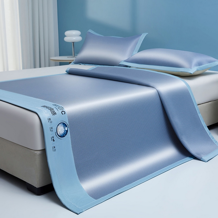 91家纺网 家纺一手货源 找家纺 义博家纺 2026新款碳光提花冰丝席床席款床单款 千鸟格 冰蓝