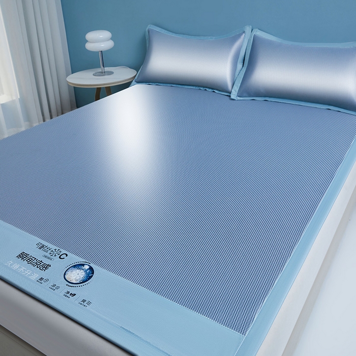 91家纺网 家纺一手货源 找家纺 义博家纺 2026新款碳光提花冰丝席床席款床单款 千鸟格 冰蓝