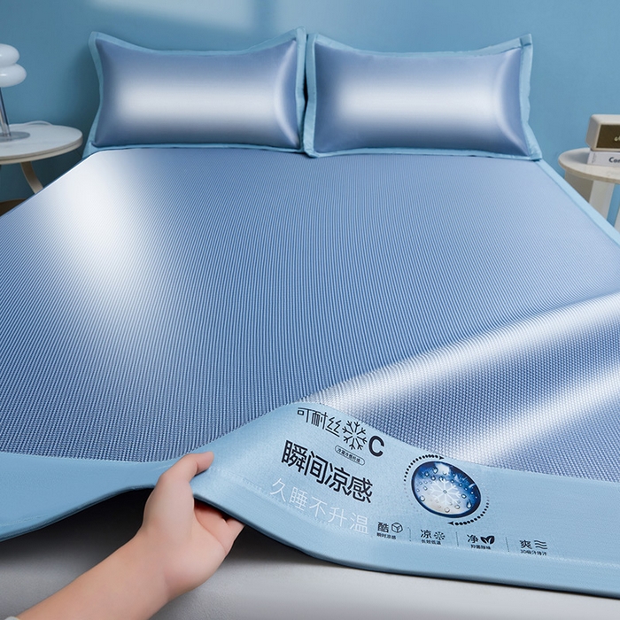 91家纺网 家纺一手货源 找家纺 义博家纺 2026新款碳光提花冰丝席床席款床单款 千鸟格 冰蓝