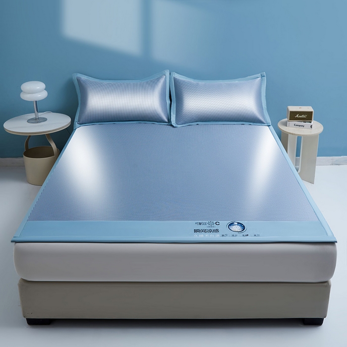 91家纺网 家纺一手货源 找家纺 义博家纺 2026新款碳光提花冰丝席床席款床单款 千鸟格 冰蓝