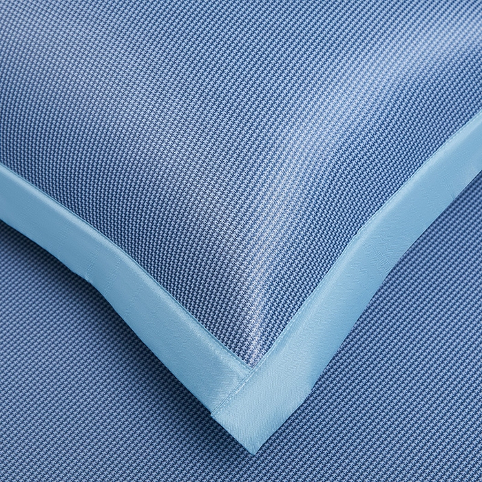 91家纺网 家纺一手货源 找家纺 义博家纺 2026新款碳光提花冰丝席床席款床单款 千鸟格 冰蓝