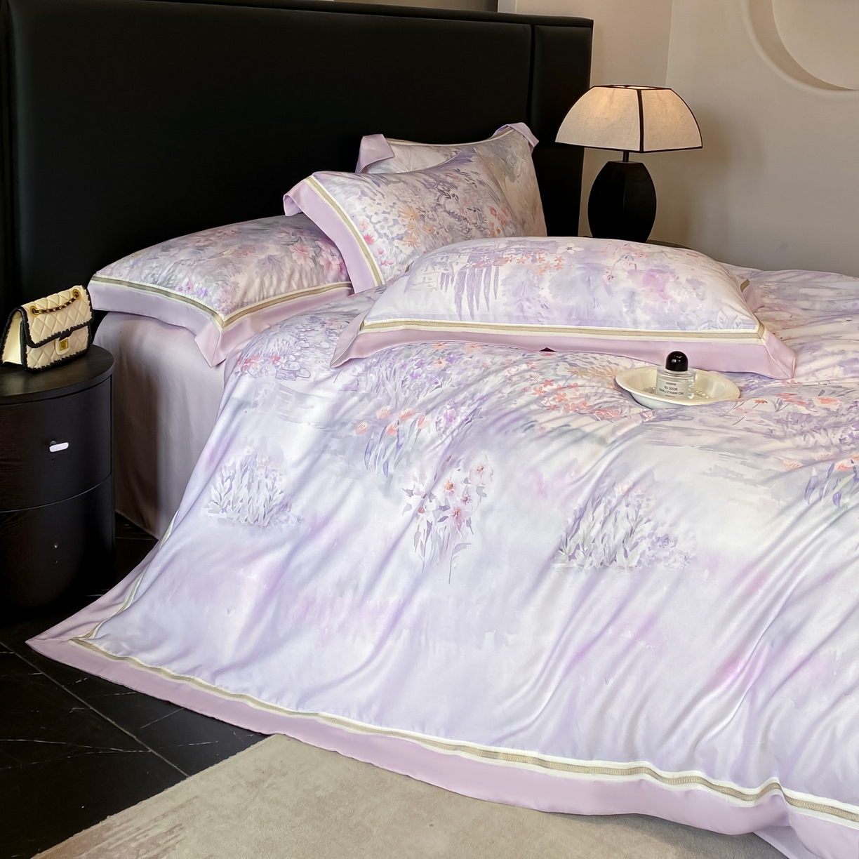 91家纺网 家纺一手货源 找家纺 博纳家纺 2026新款林间鹿语系列天丝四件套 春野序-浅紫