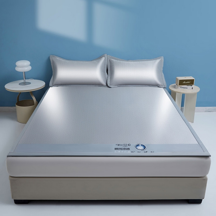 91家纺网 家纺一手货源 找家纺 义博家纺 2026新款碳光提花冰丝席床席款床单款 饼干格 梦灰