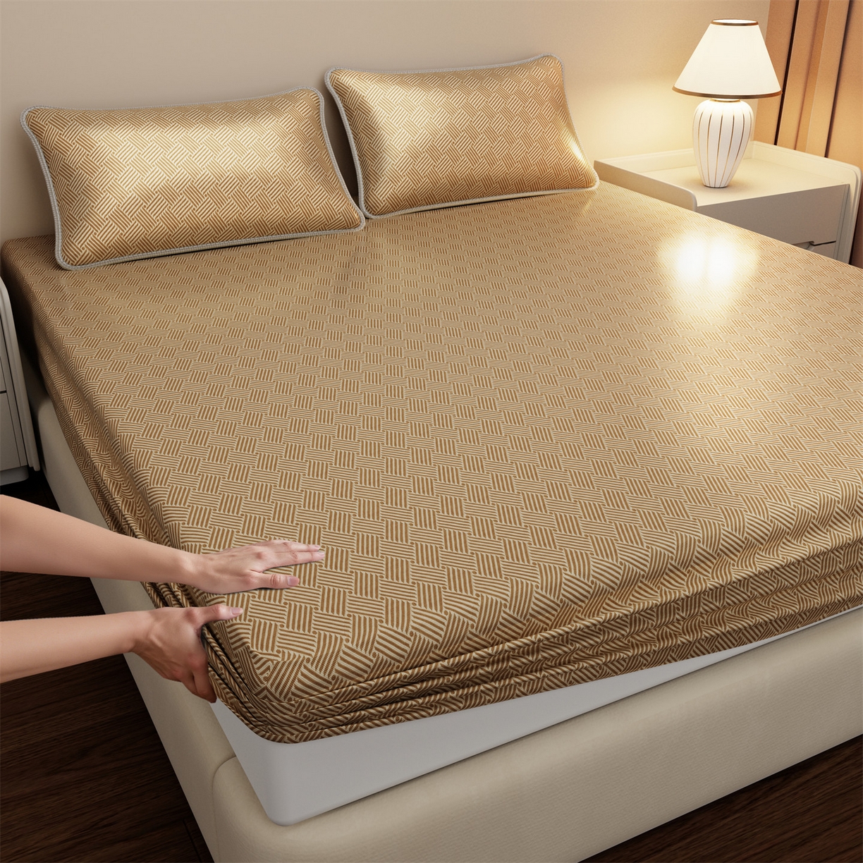 91家纺网 家纺一手货源 找家纺 义博家纺 2026新款碳光冰丝席饼干花床笠款 饼干花  咖色