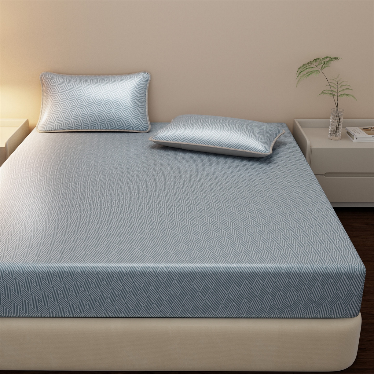 91家纺网 家纺一手货源 找家纺 义博家纺 2026新款碳光冰丝席饼干花床笠款 饼干花  蓝色