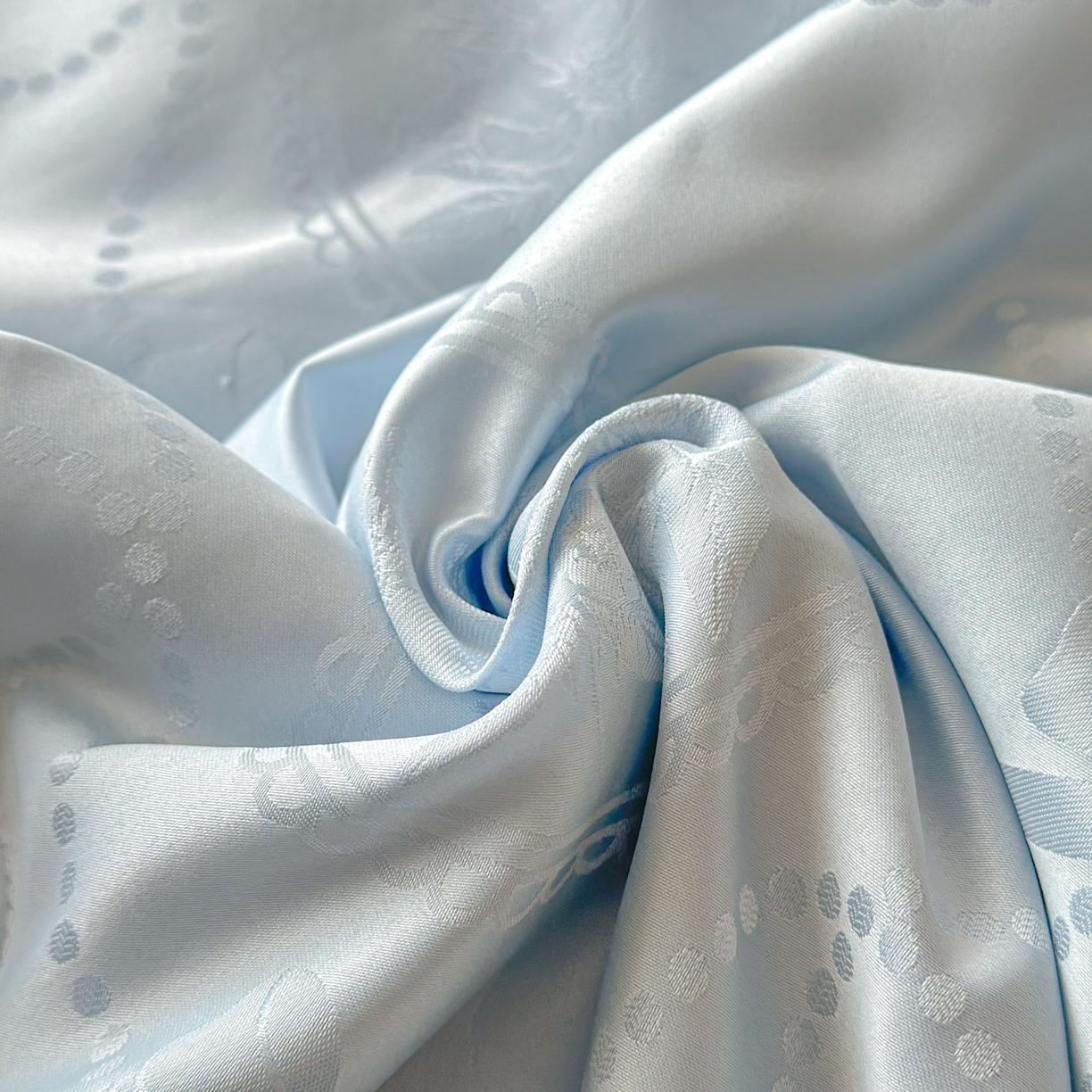 91家纺网 家纺一手货源 找家纺 首尔家纺 2026春夏新款水洗真丝冰丝夏被夏凉被空调被 梦境-天空蓝