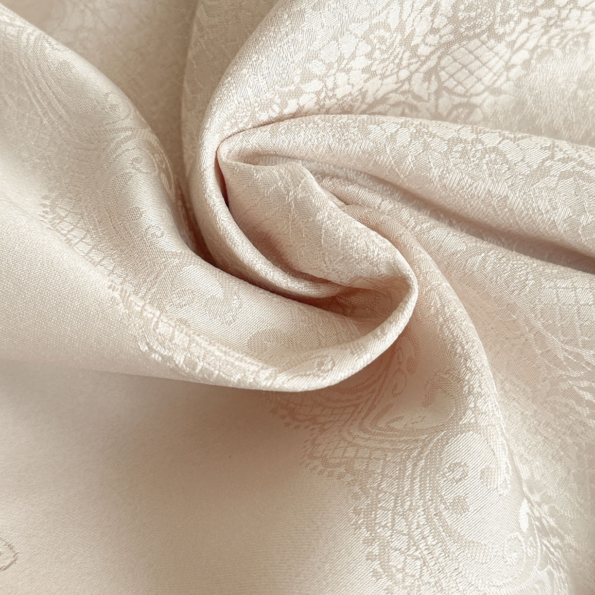 91家纺网 家纺一手货源 找家纺 首尔家纺 2026春夏新款水洗真丝冰丝夏被夏凉被空调被 拾光若梦-香槟