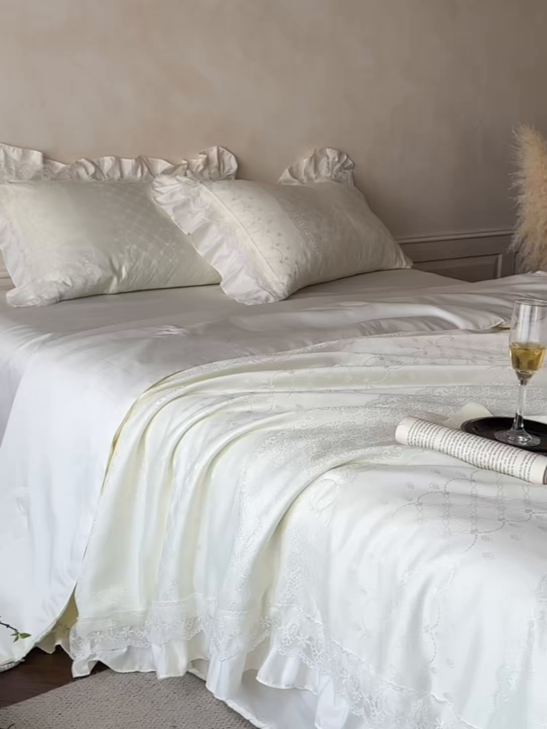 91家纺网 家纺一手货源 找家纺 首尔家纺 2026春夏新款水洗真丝冰丝夏被夏凉被空调被 拾光若梦-米白