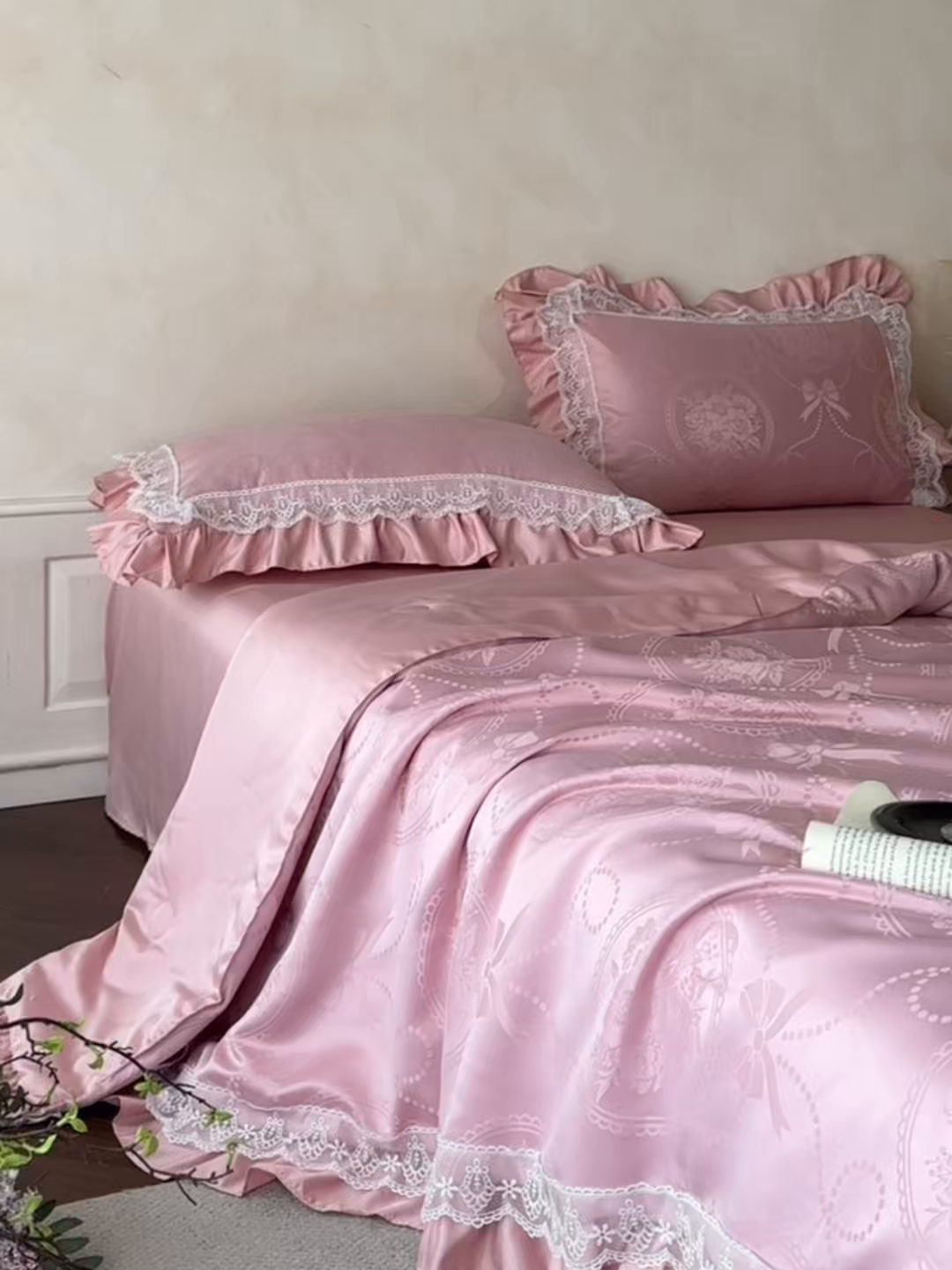 91家纺网 家纺一手货源 找家纺 首尔家纺 2026春夏新款水洗真丝冰丝夏被夏凉被空调被 梦境-豆沙