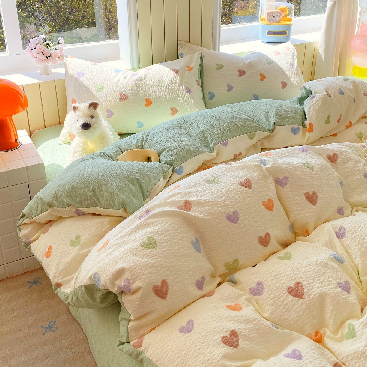 91家纺网 家纺一手货源 找家纺 爱橙家纺（原艾橙家纺） 2026春夏新款A类高品质110克超柔泡芙纱四件套 马卡龙爱心