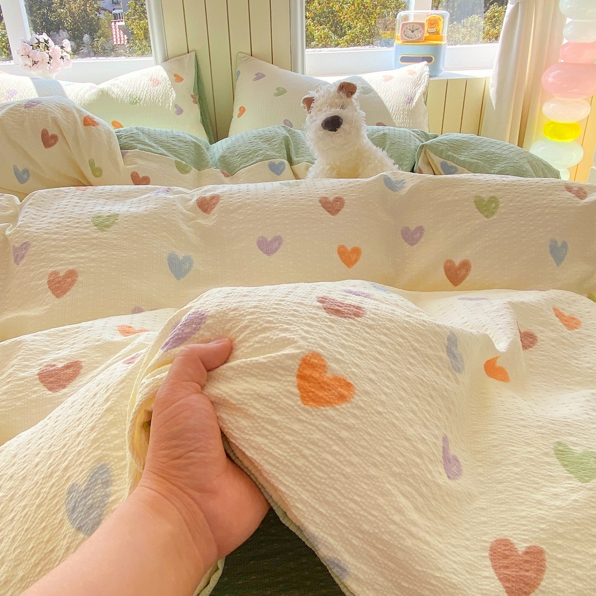 91家纺网 家纺一手货源 找家纺 爱橙家纺（原艾橙家纺） 2026春夏新款A类高品质110克超柔泡芙纱四件套 马卡龙爱心