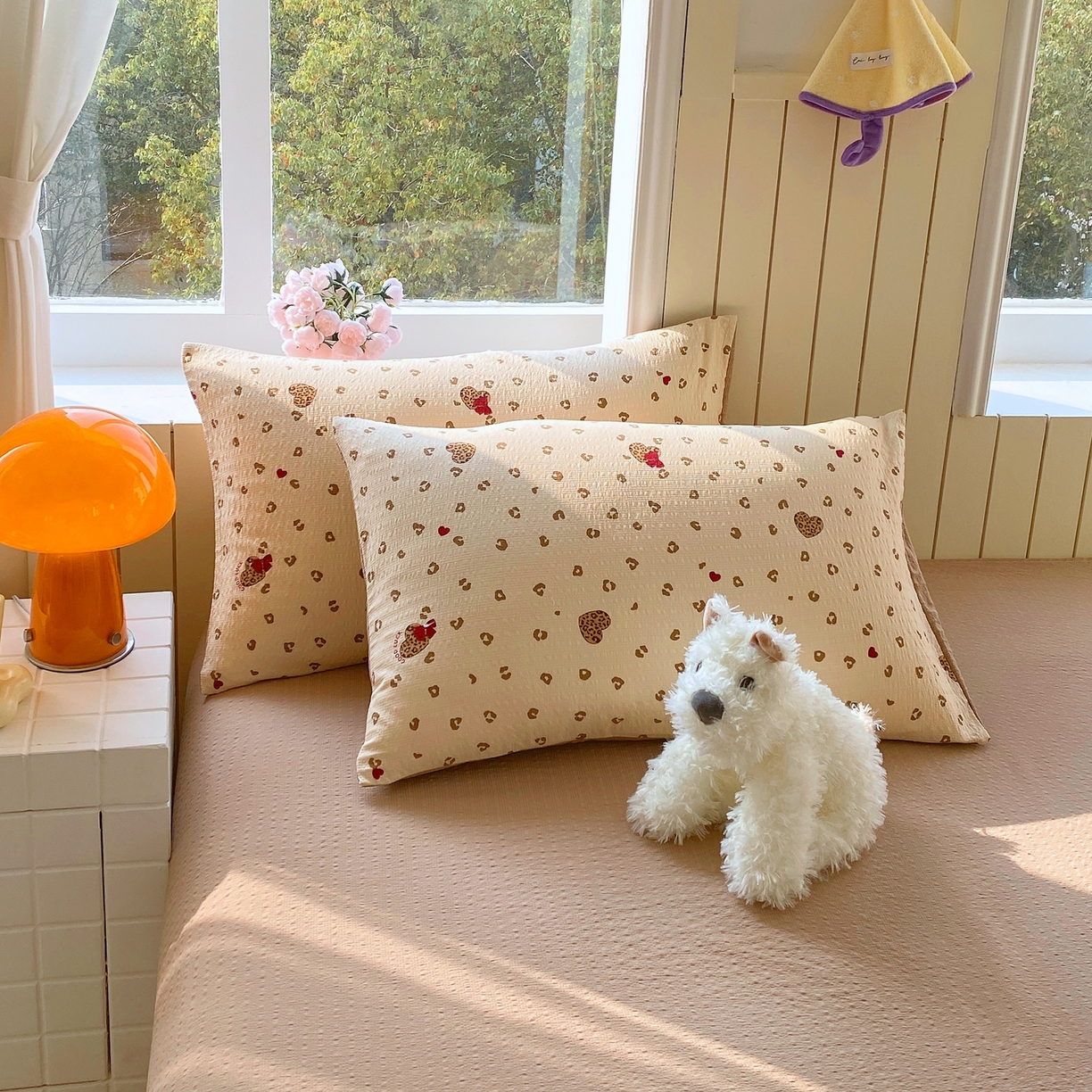 91家纺网 家纺一手货源 找家纺 爱橙家纺（原艾橙家纺） 2026春夏新款A类高品质110克超柔泡芙纱四件套 豹纹甜心